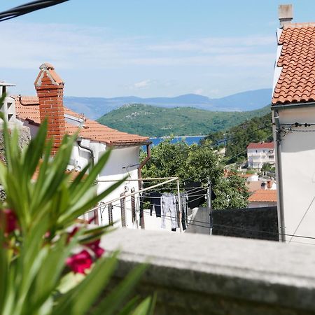 Potocina 21 Apartment Vrbnik Exterior foto